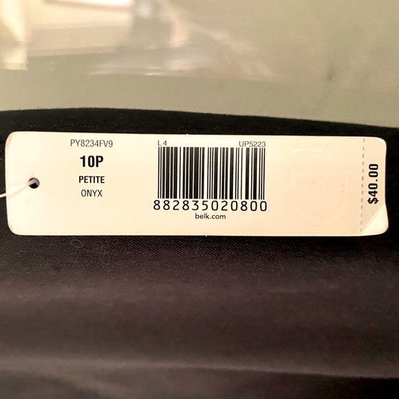 🔄NEW DIRECTIONS🔄 DRESSY STRETCH BERMUDA SHORTS NWT❣️ - Picture 6 of 11